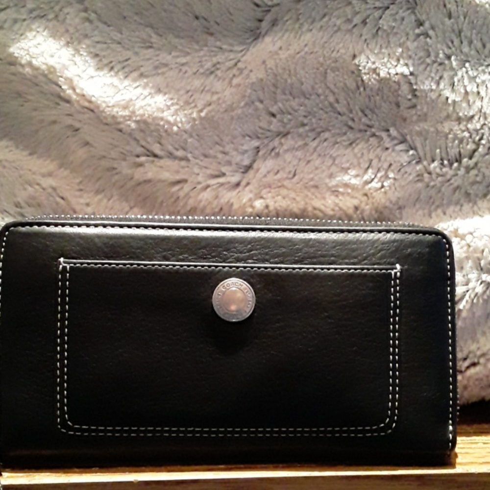 Coach Chelsia accordion wallet